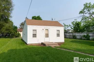 Main picture of 2818 Hanson St