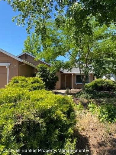 Main picture of 4128 Cirrus St