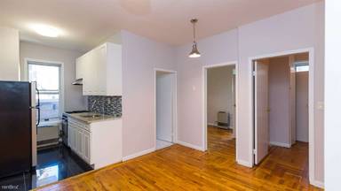 Main picture of 272 Grand St