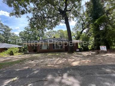 Main picture of 1800 Cherry Laurel Dr
