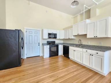 Main picture of 21 Jefferson St