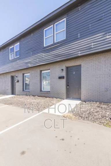 Main picture of 931 Cantwell St