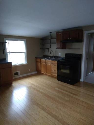 Main picture of 230 Mystic Ln