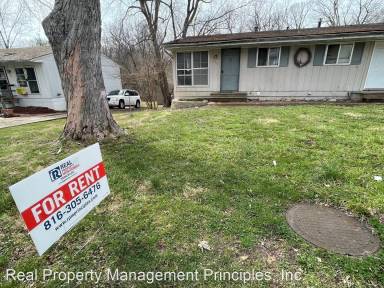 Main picture of 15911 E Elm St