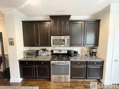 Main picture of 4697 Pine St SE