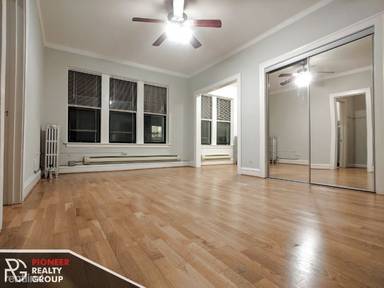 Main picture of 4631 N Paulina Apartments