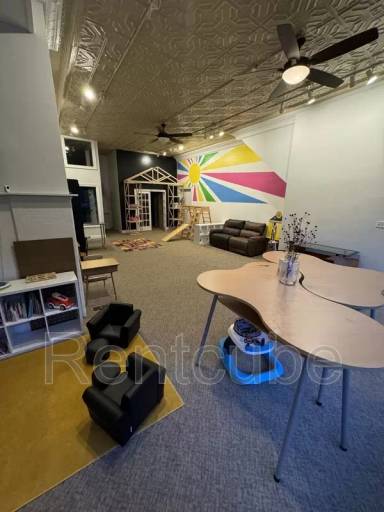 Main picture of 1125 Main St