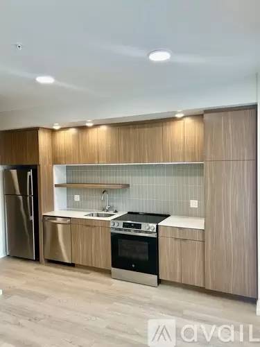 Main picture of 803 E Sharp Ave