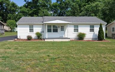 Main picture of 1923 Woodmont Dr
