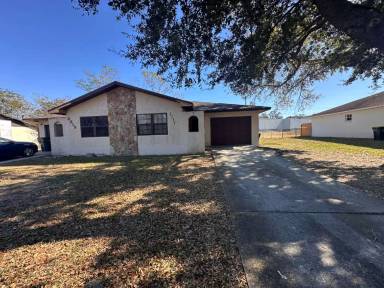 Main picture of 3211 Julia Ct