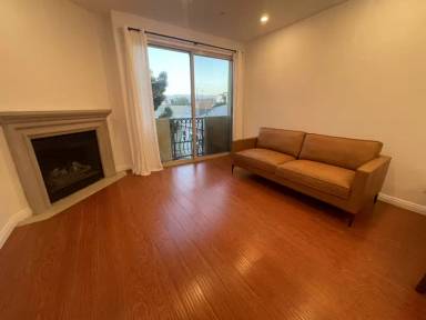 Main picture of 5303 Satsuma Ave
