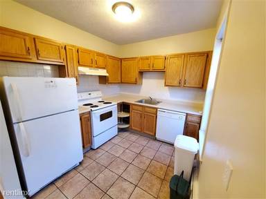Main picture of 93 Brookline St