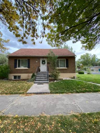 Main picture of 1007 E Sublette St