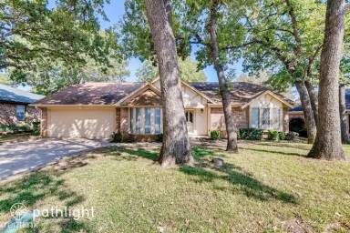 Main picture of 736 Highland Crest Dr