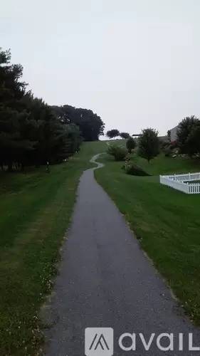Main picture of 250 Oakridge Dr