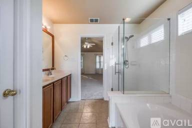 Main picture of 503 Wildgrove Ln