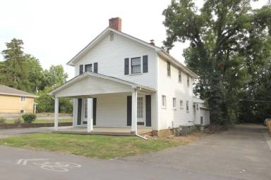 Main picture of 183 W Patterson Ave