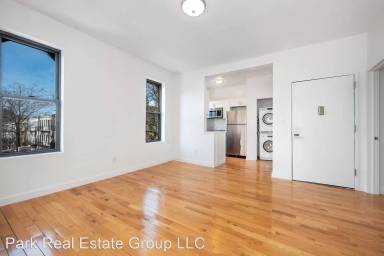 Main picture of 679 Grandview Ave
