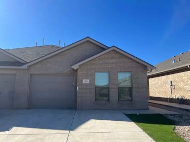 Main picture of 2113 N Avenue K