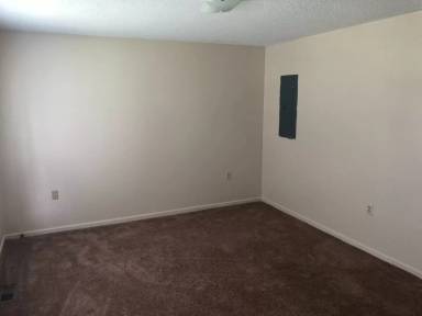 Main picture of 105 Ashland Ave