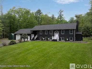 Main picture of 119 Cedar Dr