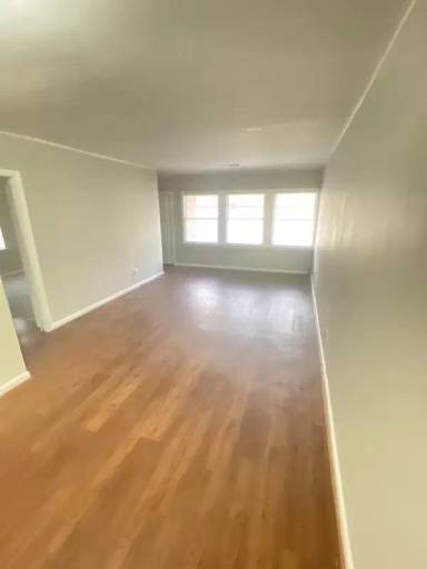 Main picture of 2427 Laurel Dr