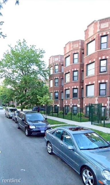 Main picture of 6901-17 S Paxton Ave & 2211-17 E 69th St Apartments