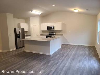 Main picture of 1045 Silvertrace Dr