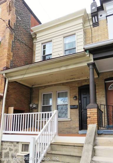 Main picture of 116 Jamestown St