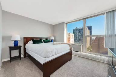 Main picture of 19 N Sheridan