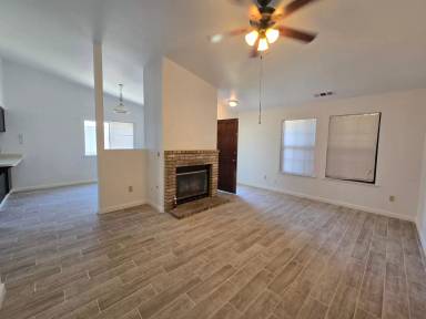 Main picture of 2285 N 10th Ave
