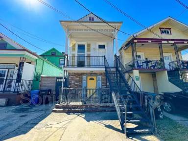 Main picture of 3216 Banks St