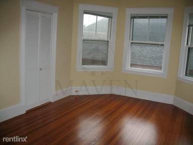 Main picture of 77 College Ave