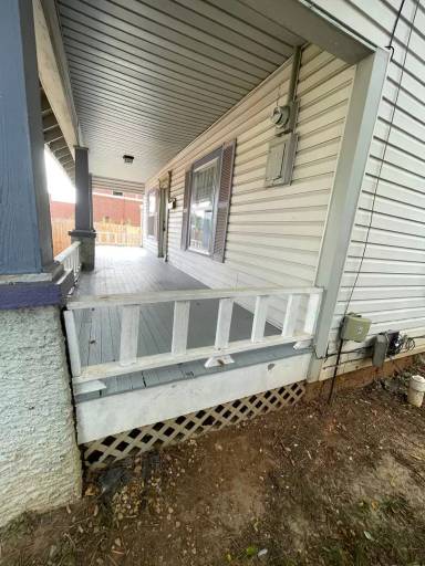 Main picture of 1910 W College St