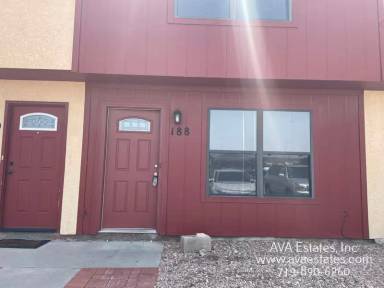 Main picture of 186 E Spaulding Ave