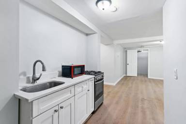 Main picture of 2735 Aldrich Ave S