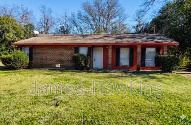 Main picture of 636 Green Leaf Dr