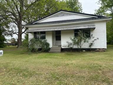 Main picture of 218 W Powell St