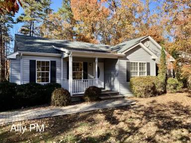 Main picture of 595 Jefferson Dr