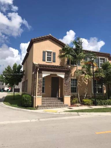 Main picture of Kendall Commons Townhomes