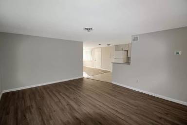 Main picture of 455 Palm Creek Dr