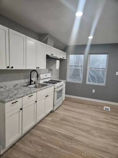 Main picture of 419 Darby Ter
