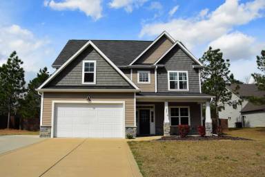 Main picture of 77 Fernwood Pl