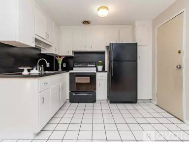 Main picture of 211 Baker St