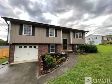Main picture of 613 Arlington Dr