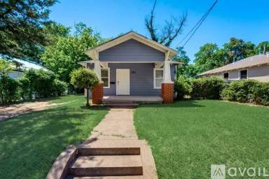 Main picture of 2623 Lenway St