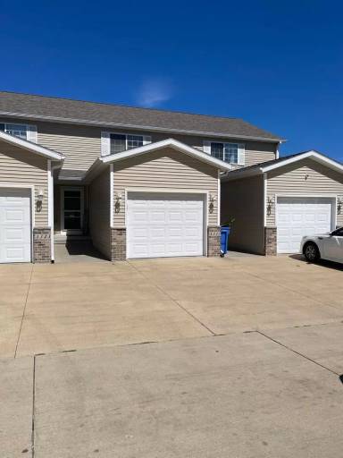 Main picture of 1325 Creekside Ct