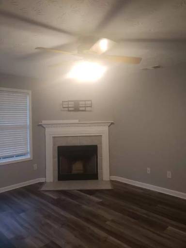 Main picture of 213 Abby Ct