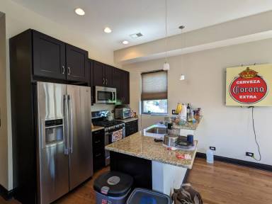Main picture of 1701 N Campbell Ave