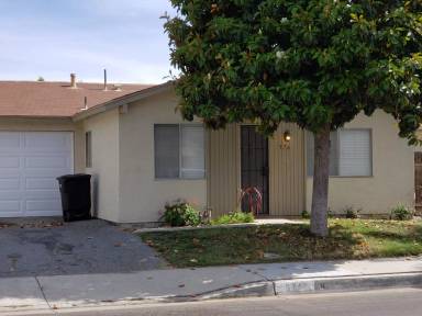 Main picture of 376 E Evans St